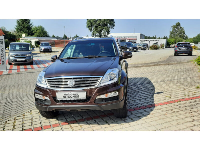 SsangYong REXTON W Sapphire 4x4  Waldfahrzeug